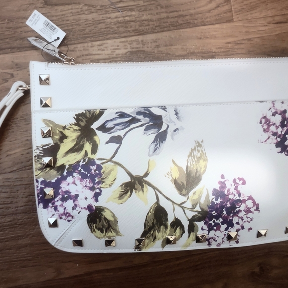 NWT White House Black Market White and Purple Floral Bag
